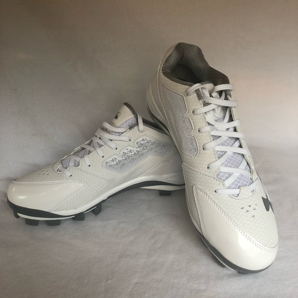 Under Armour Men’s Ignite Low TPU Cleats